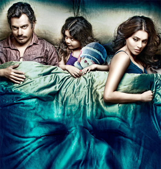 Aatma song Aaja nindiya: Nawazuddin Siddiqui creeps Bipasha Basu out